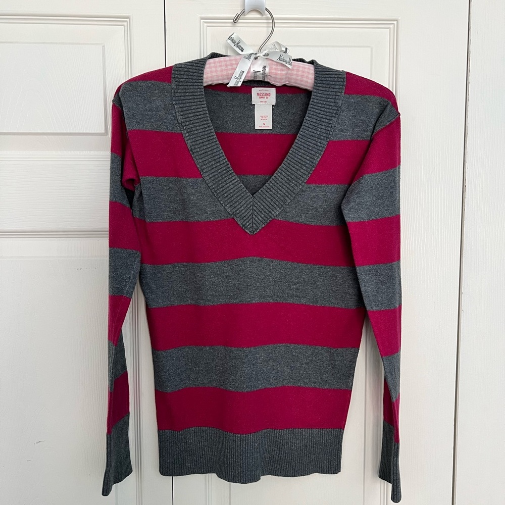 Mossimo Gray & Pink Striped V-Neck Sweater